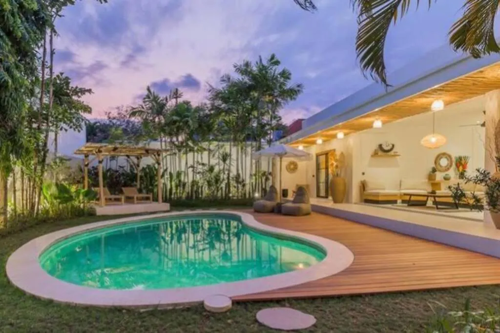 Villa Alamanda Livia Seminyak Design Spacious 2Bdr And Private Pool
